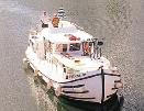 barging-holidays-in-france-on-river-lot-by-villeneuve-sur-lot-1200_a_cr.jpg